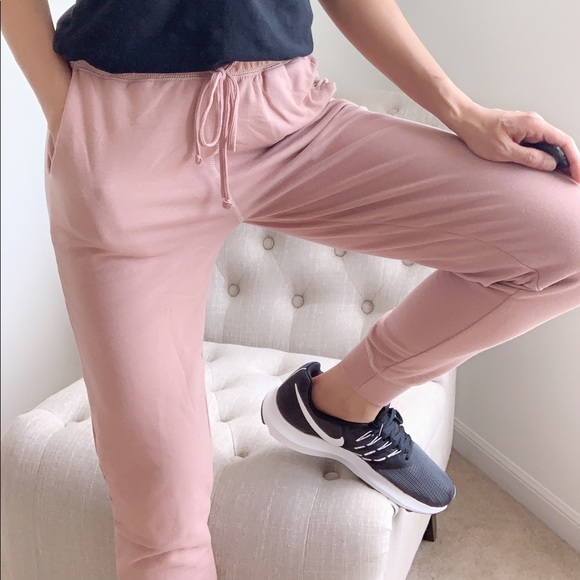 French Terry Pocketed Jogger Pant  - BLUSH - Picture 4 of 5